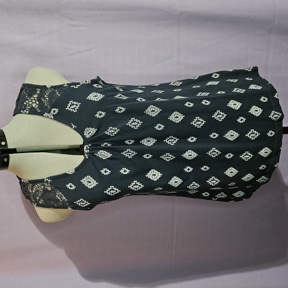 Northcrest, Blue, White, Top, Size: M
